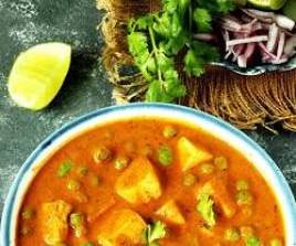 Matar Paneer