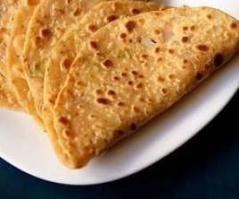 AAloo Pyaaz Paratha